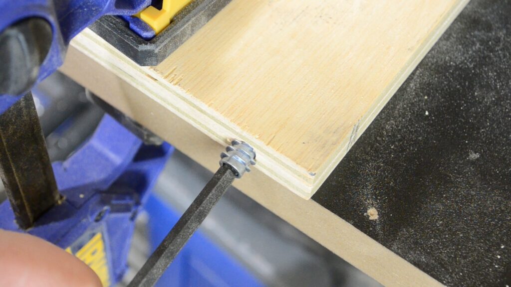 router jig for spoons (ep43) 06