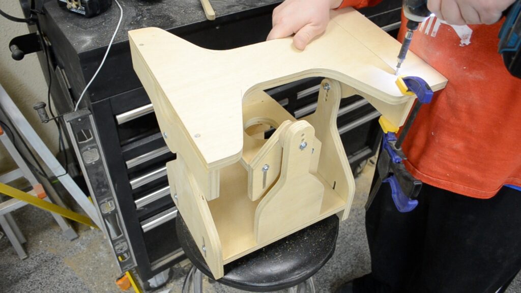 router jig for spoons (ep43) 10