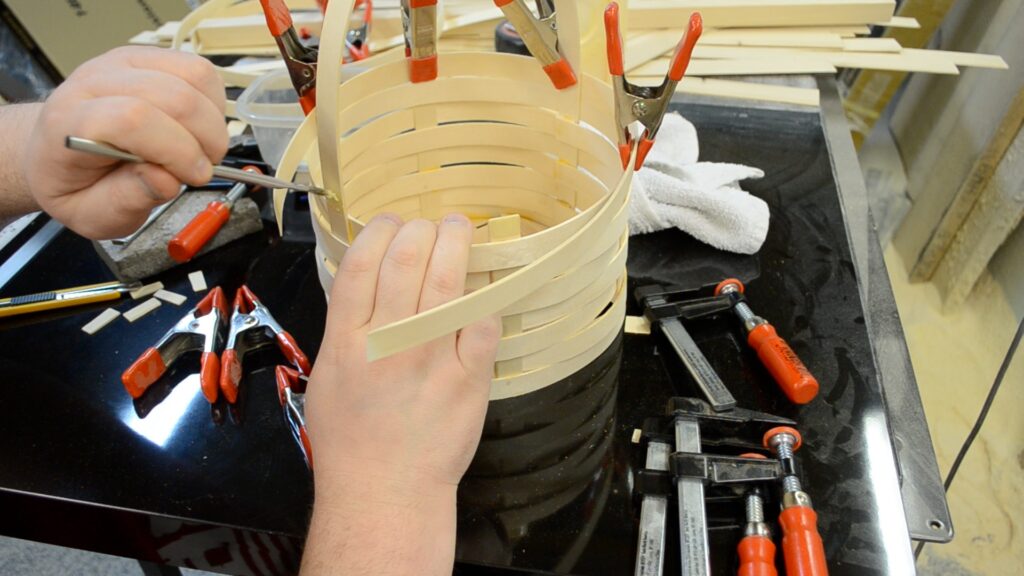 make an Easter basket 18